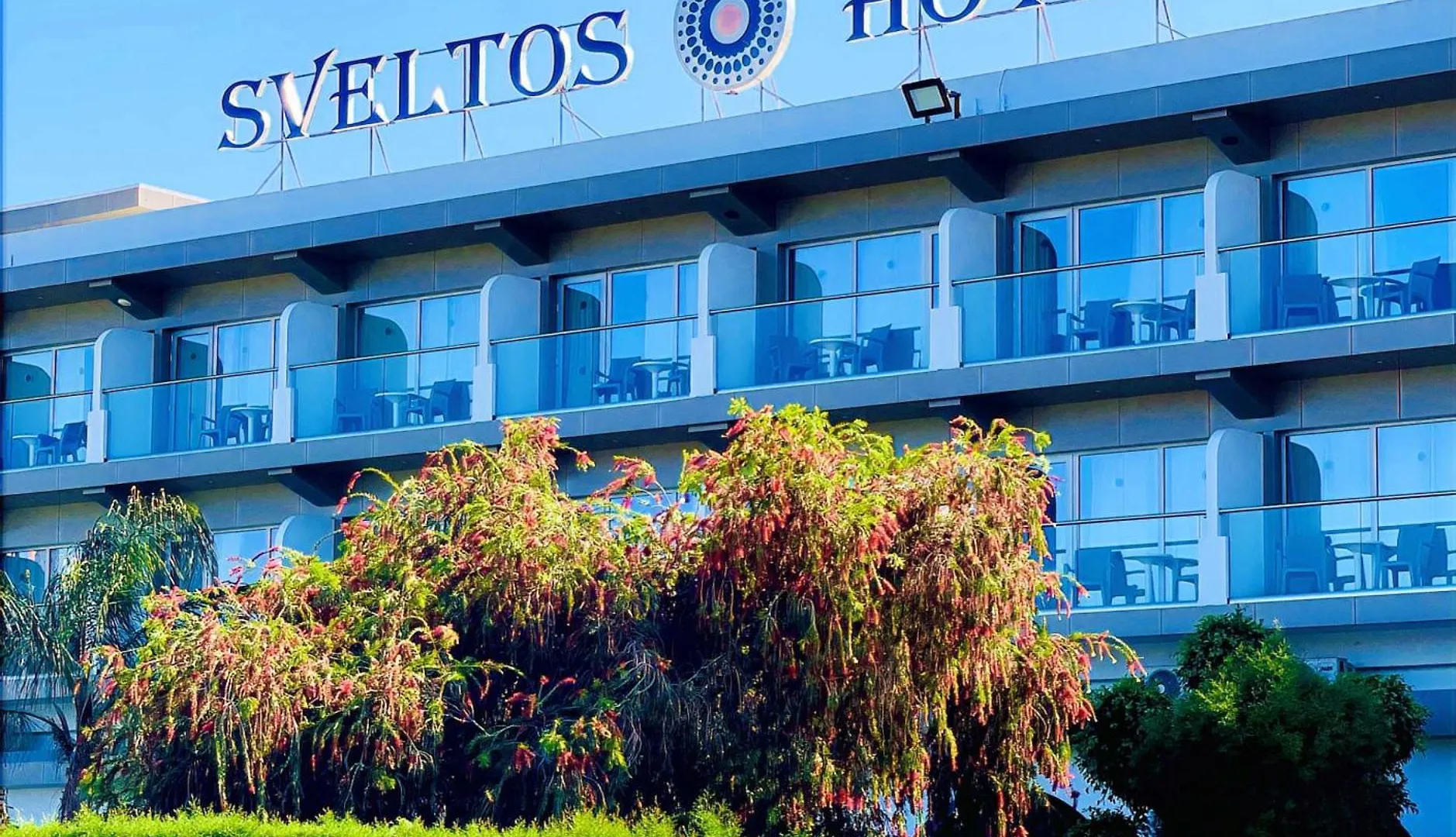 לרנקה Sveltos Hotel