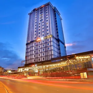 Tryp By Wyndham Basin Ekspres טורקיה