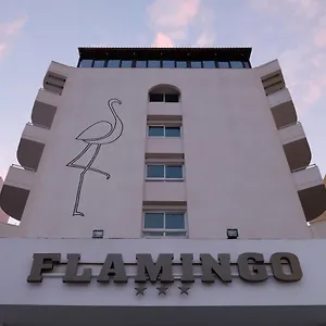 Flamingo Beach *** לרנקה